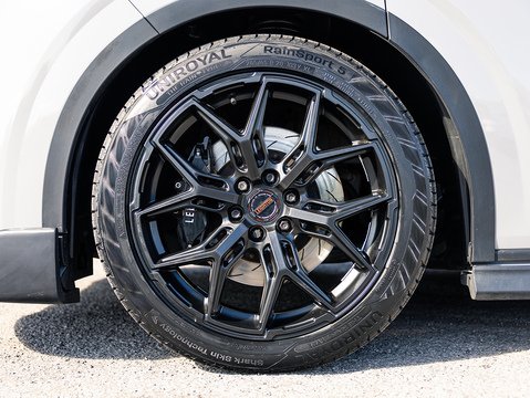 2.5 320 Duratec 11.8kWh Limited Crew Van Double Cab 5dr Petrol Plug-in Hybrid Auto L1 H1 Euro 6 (232 ps)