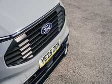 Ford Transit Custom LV-RF 320 2.5 Duratec 232 BHP PHEV L1 SWB Limited 5 Seat Doublecab Hybrid Petrol Automatic Van