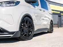 Ford Transit Custom LV-RF 320 2.5 Duratec 232 BHP PHEV L1 SWB Limited 5 Seat Doublecab Hybrid Petrol Automatic Van
