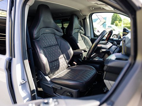 2.5 320 Duratec 11.8kWh Limited Crew Van Double Cab 5dr Petrol Plug-in Hybrid Auto L1 H1 Euro 6 (232 ps)