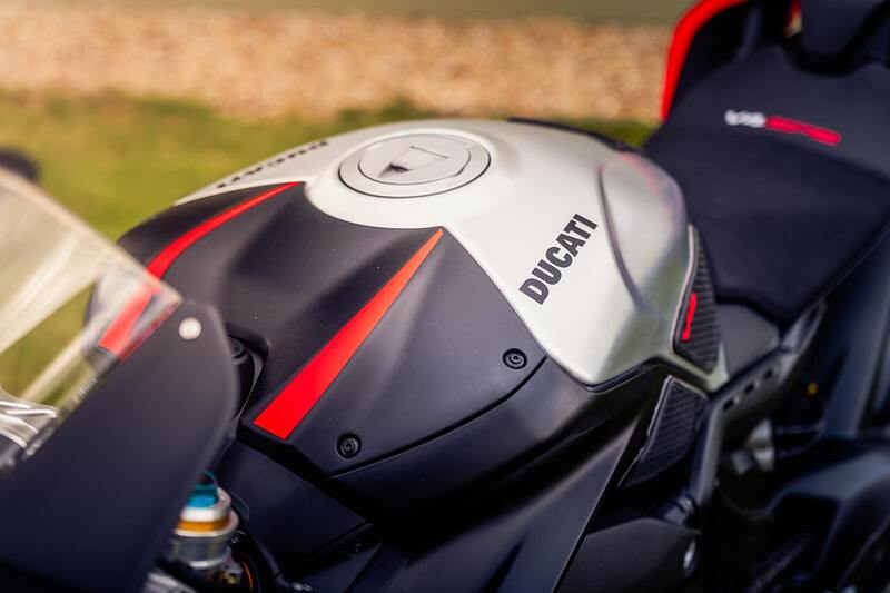 Ducati Panigale V4 SP2 Winter Livery - U1213