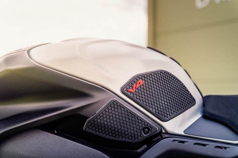 Ducati Panigale V4 SP2 Winter Livery - U1213