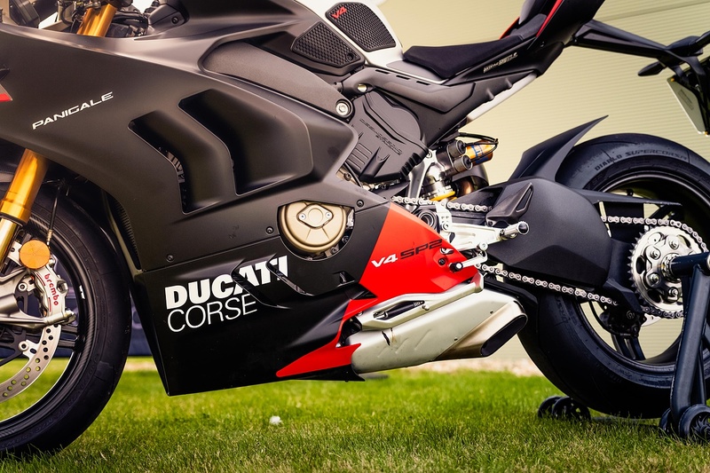 Ducati Panigale V4 SP2 Winter Livery - U1213
