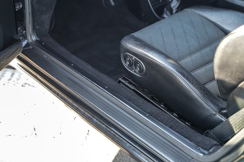 Porsche 911 3.2 Classic Carrera Super Sport 2dr - U1266