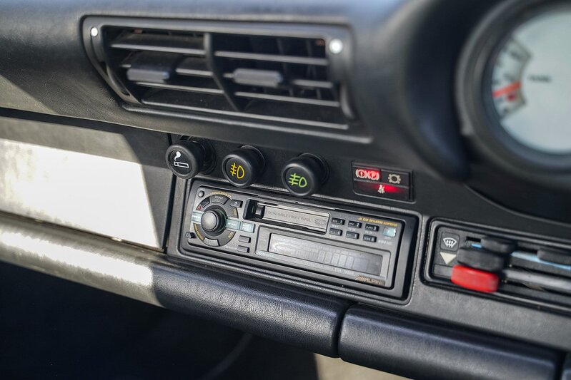 Porsche 911 3.2 Classic Carrera Super Sport 2dr - U1266