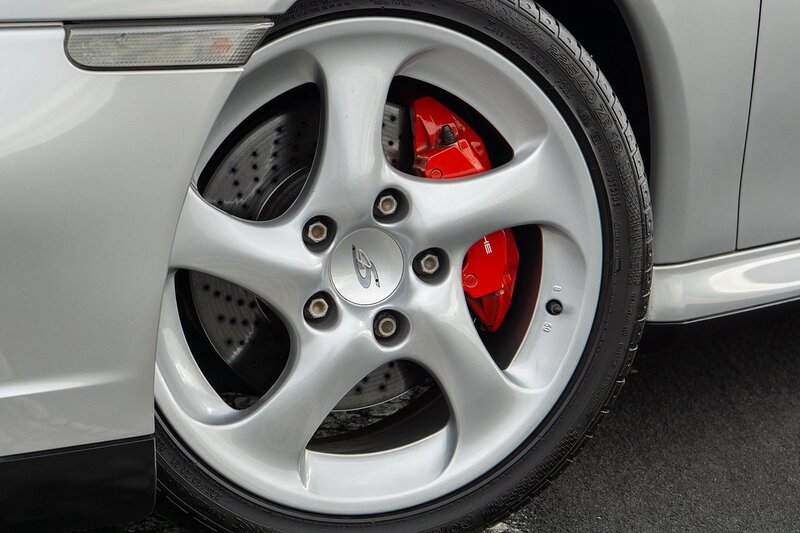 Porsche 911 996 Carrera 4S - U1391