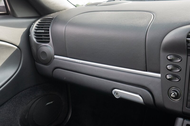 Porsche 911 996 Carrera 4S - U1391