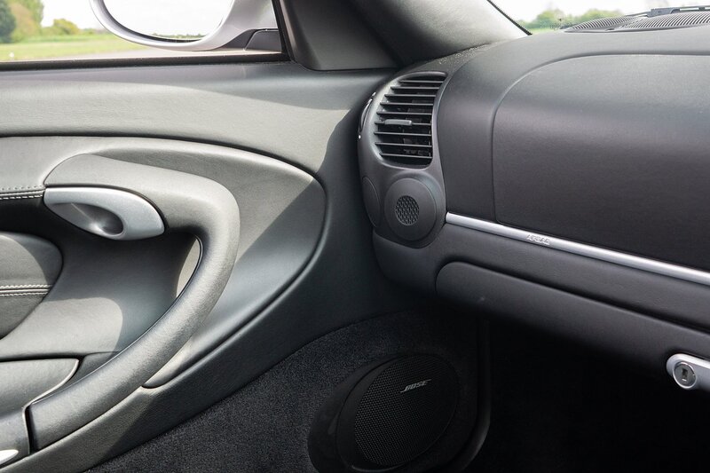 Porsche 911 996 Carrera 4S - U1391