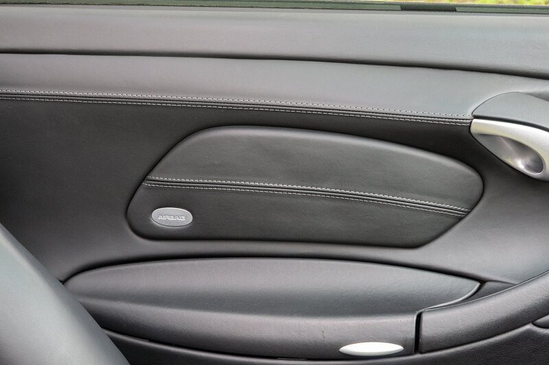 Porsche 911 996 Carrera 4S - U1391