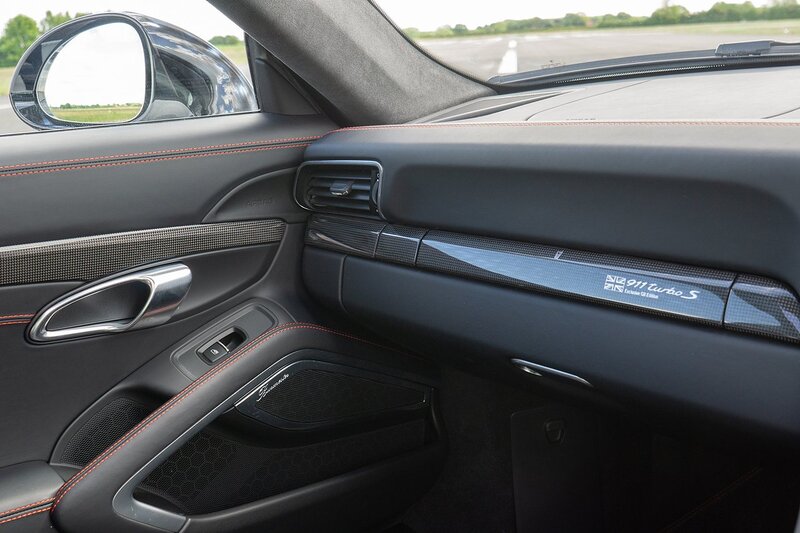 Porsche 911 T 991 Turbo S - U1408