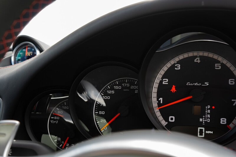 Porsche 911 T 991 Turbo S - U1408