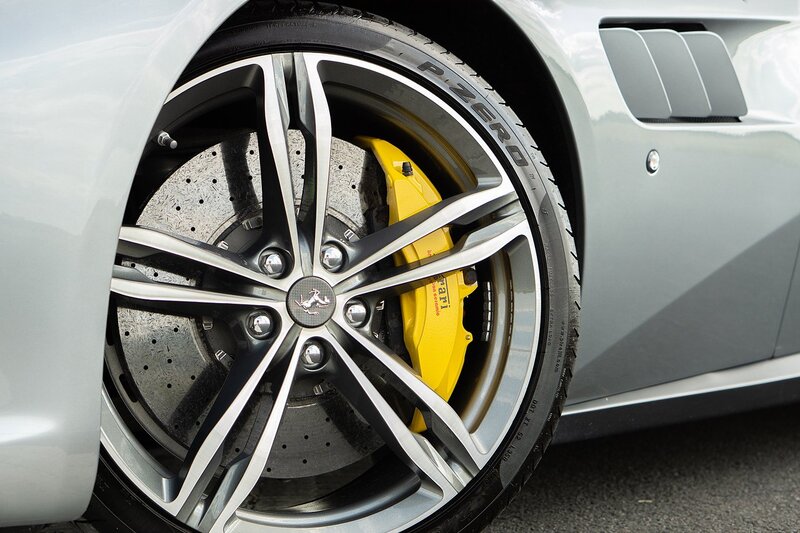 Ferrari GTC4Lusso V12 - U1439