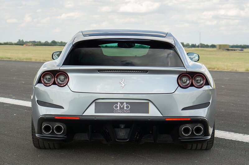Ferrari GTC4Lusso V12 - U1439