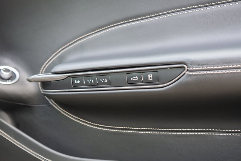 Ferrari GTC4Lusso V12 - U1439