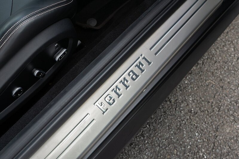 Ferrari GTC4Lusso V12 - U1439