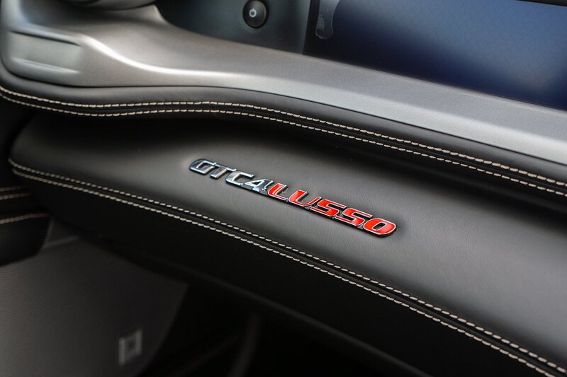 Ferrari GTC4Lusso V12 - U1439