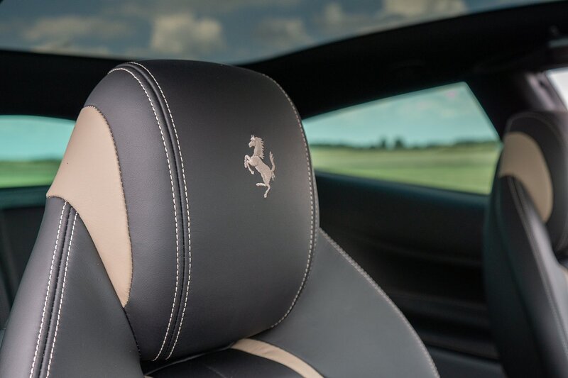 Ferrari GTC4Lusso V12 - U1439