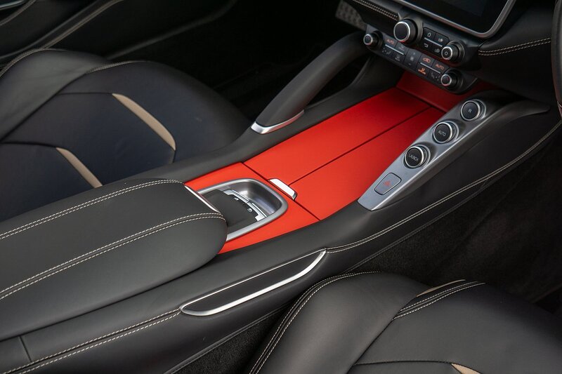 Ferrari GTC4Lusso V12 - U1439