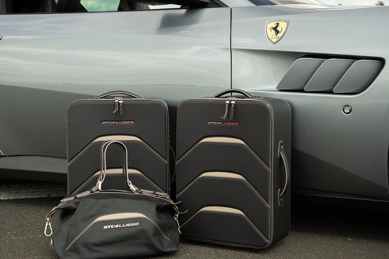 Ferrari GTC4Lusso V12 - U1439