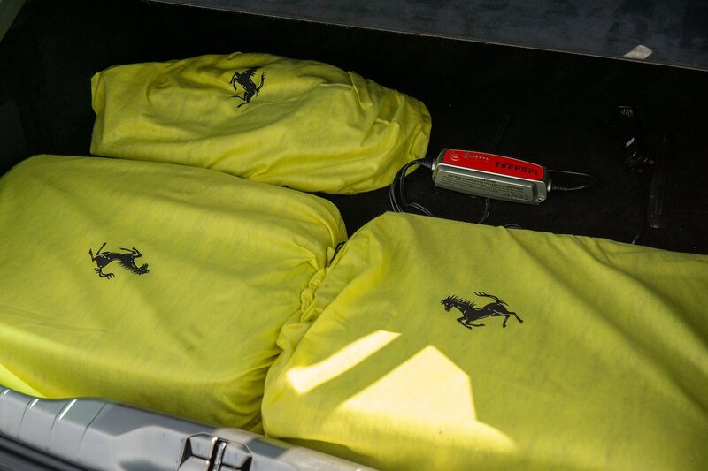 Ferrari GTC4Lusso V12 - U1439