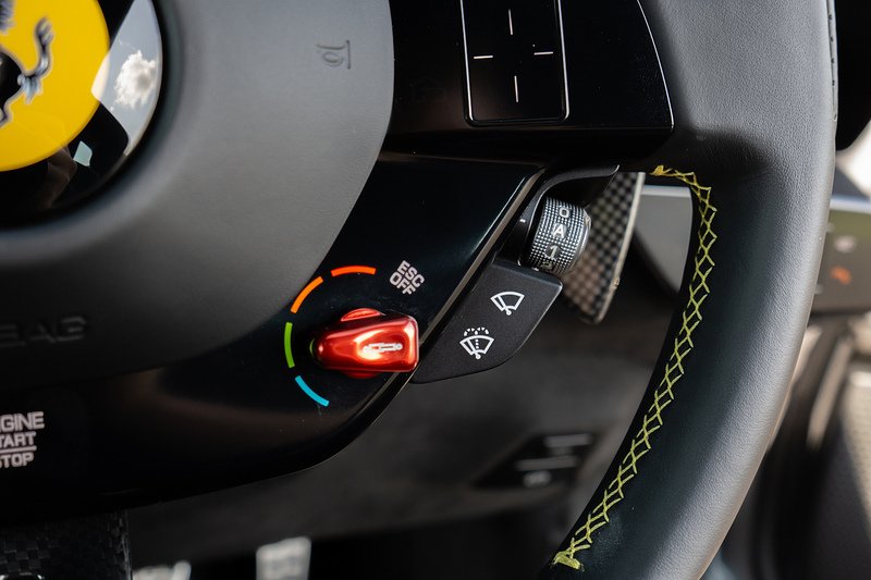 Ferrari Roma T V8 - U1463