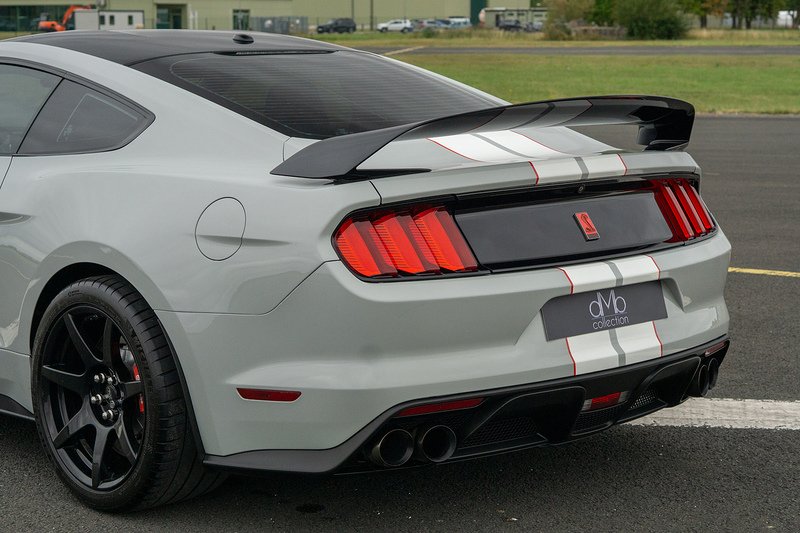 Ford Mustang Shelby GT 350R - U1469