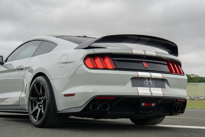 Ford Mustang Shelby GT 350R - U1469