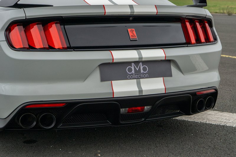 Ford Mustang Shelby GT 350R - U1469