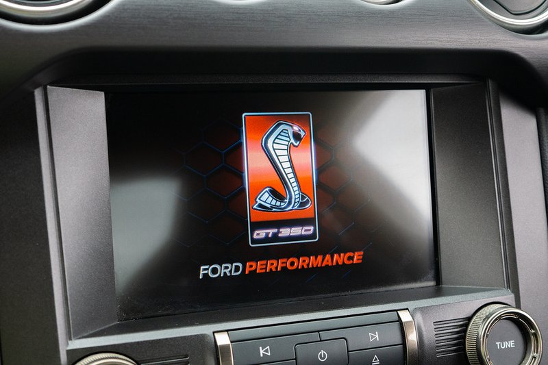 Ford Mustang Shelby GT 350R - U1469