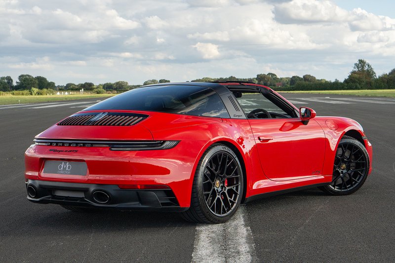 Porsche 911 T 992 4 GTS - U1479