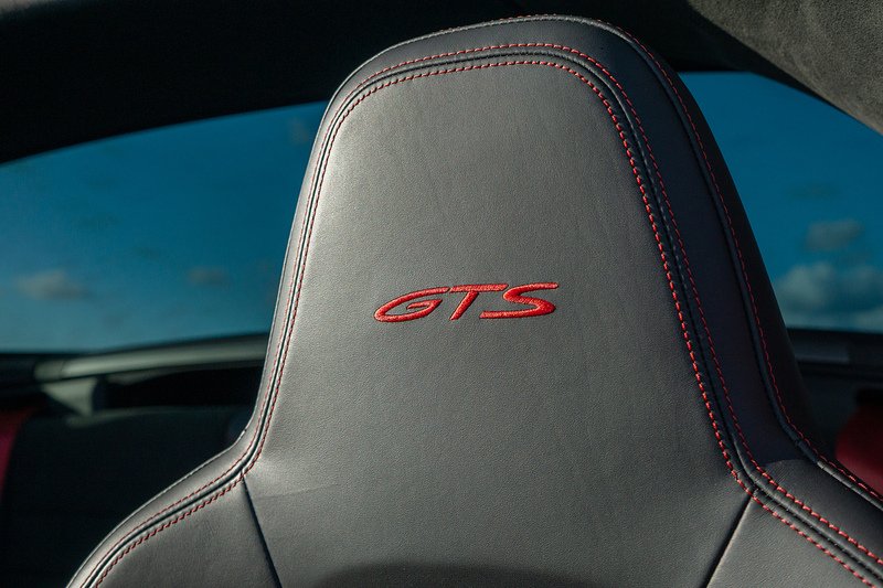 Porsche 911 T 992 4 GTS - U1479