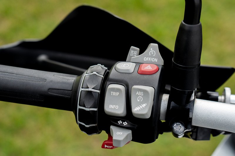 BMW S 1000 XR  - U1480