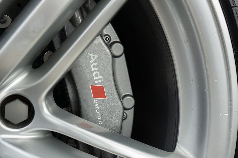 Audi Q7 TDI V12 - U1482