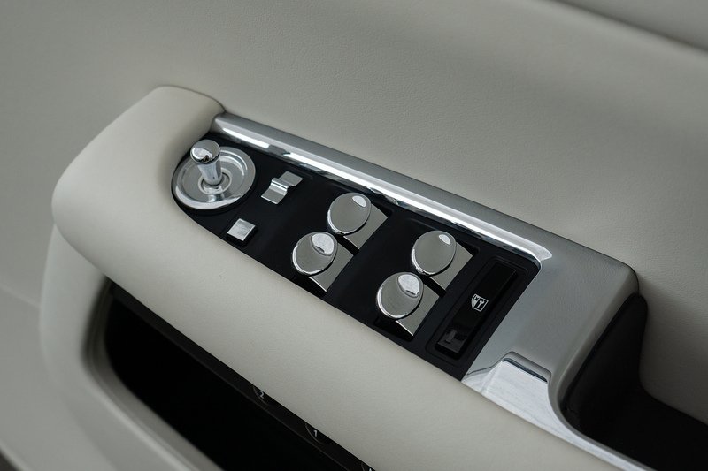 Rolls-Royce Dawn V12 - U1488