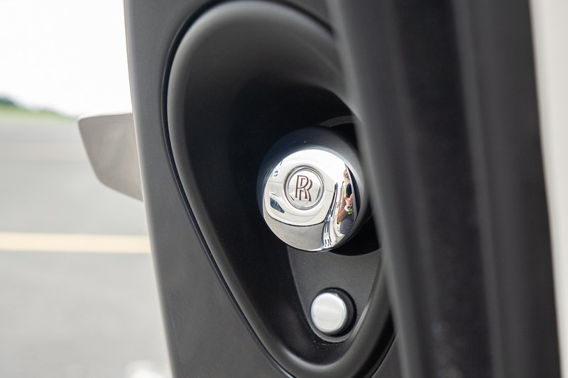 Rolls-Royce Dawn V12 - U1488