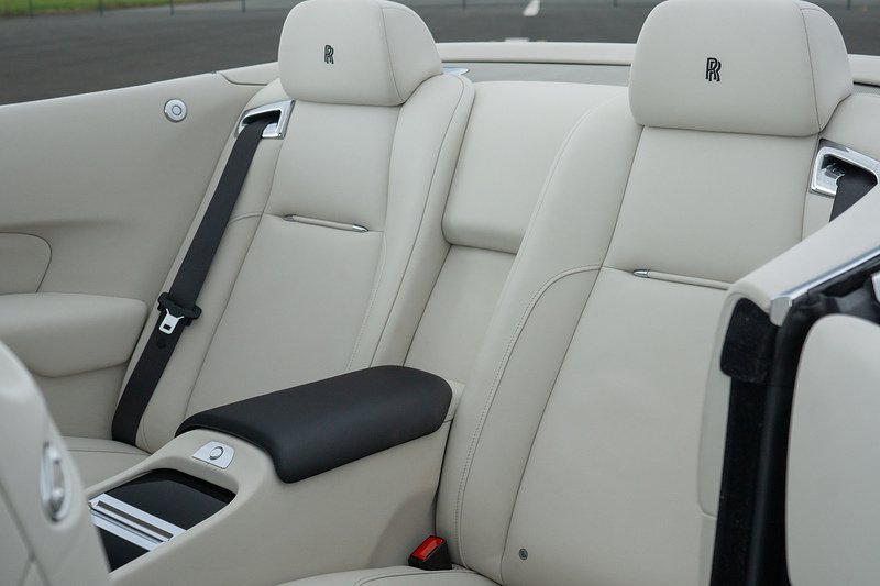 Rolls-Royce Dawn V12 - U1488