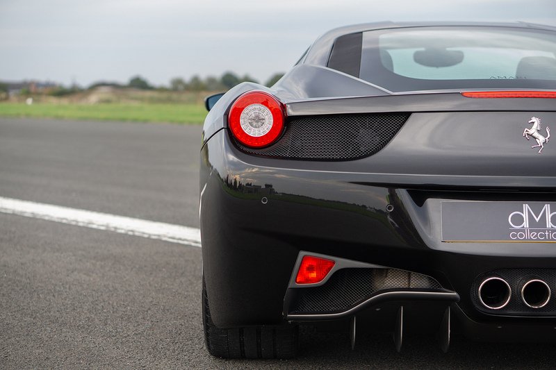 Ferrari 458 Italia - U1498