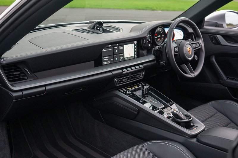 Porsche 911 T 992 Carrera S - U1499