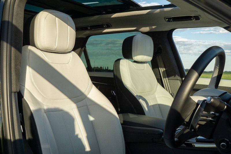 Land Rover Range Rover Sport D350 MHEV Autobiography - U1502