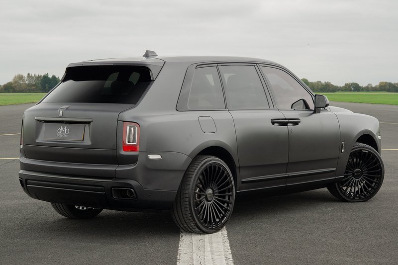 Rolls-Royce Cullinan V12 Black Badge - U1506