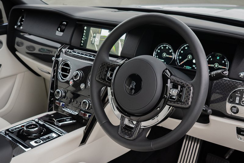 Rolls-Royce Cullinan V12 Black Badge - U1506