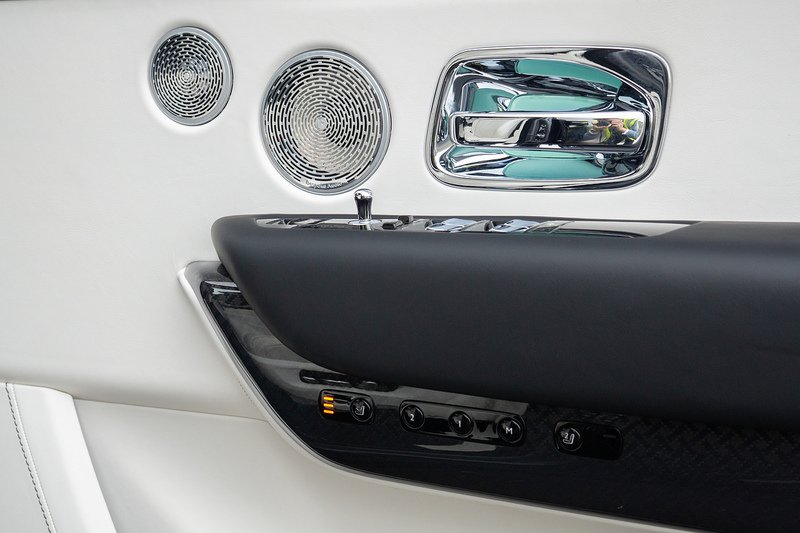 Rolls-Royce Cullinan V12 Black Badge - U1506