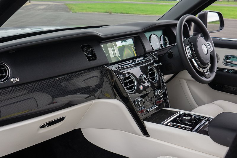 Rolls-Royce Cullinan V12 Black Badge - U1506