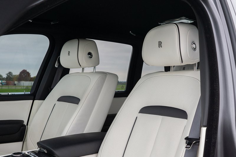 Rolls-Royce Cullinan V12 Black Badge - U1506