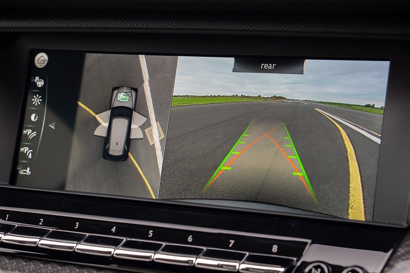 Rolls-Royce Cullinan V12 Black Badge - U1506