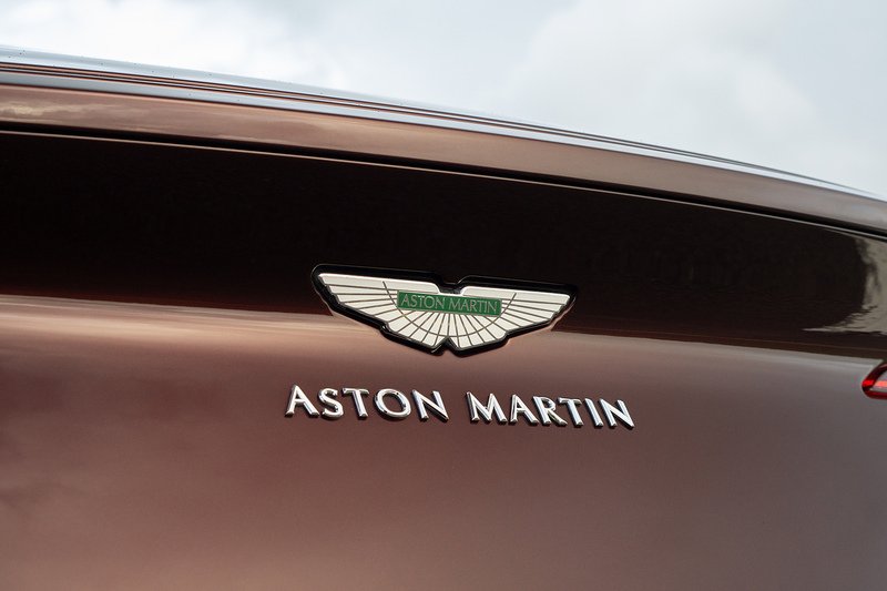 Aston Martin DB11 V12 BiTurbo AMR - U1511