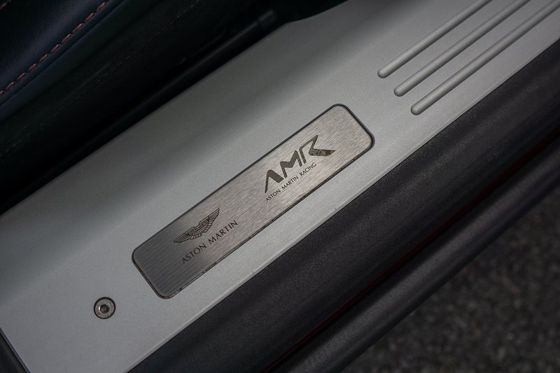 Aston Martin DB11 V12 BiTurbo AMR - U1511