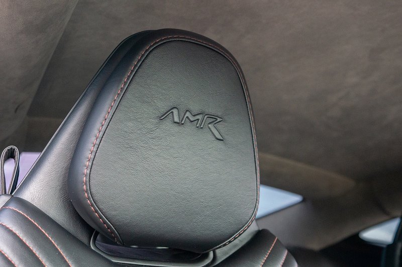 Aston Martin DB11 V12 BiTurbo AMR - U1511