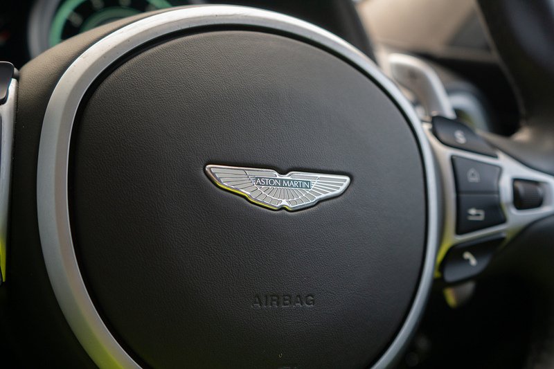 Aston Martin DB11 V12 BiTurbo AMR - U1511