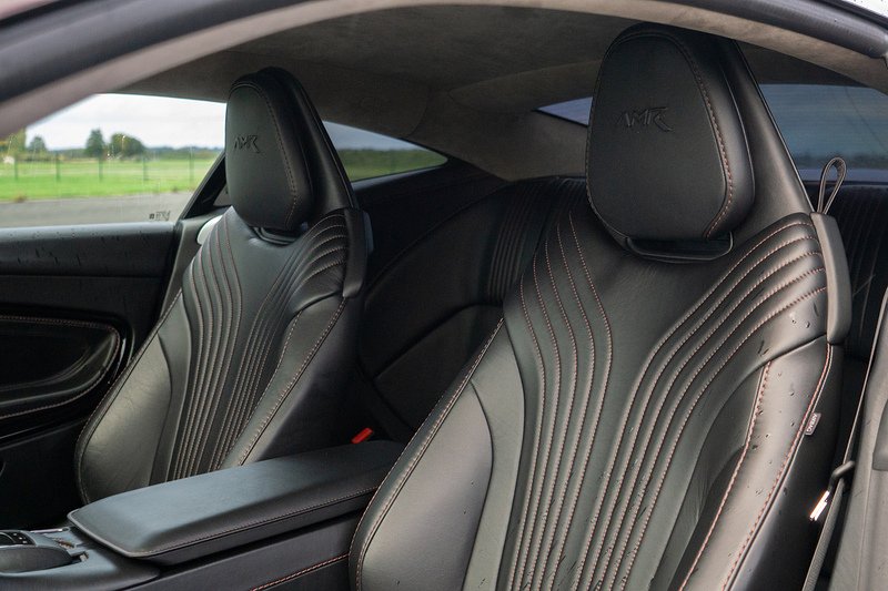 Aston Martin DB11 V12 BiTurbo AMR - U1511